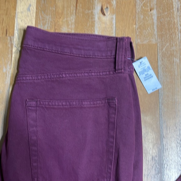 NWT women’s Gap 90’s loose mid rise jeans - Picture 2 of 13